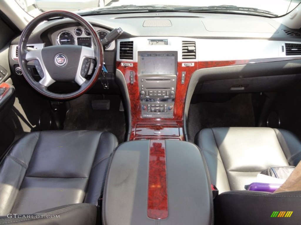 2009 Cadillac Escalade EXT AWD Dashboard Photos