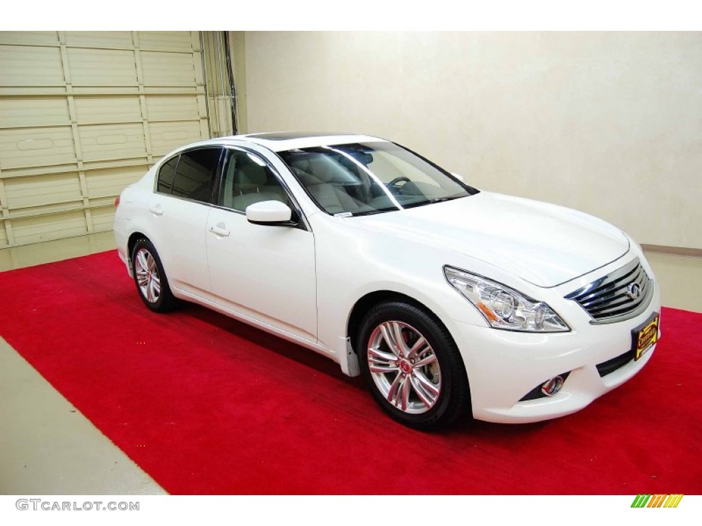 2010 G 37 Journey Sedan - Moonlight White / Stone photo #1