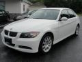 Alpine White - 3 Series 330xi Sedan Photo No. 3