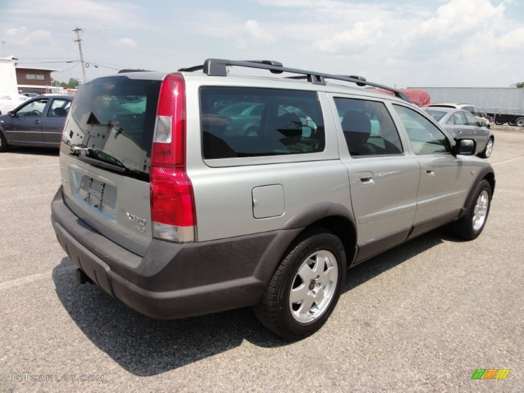 2004 XC70 AWD - Crystal Green Metallic / Taupe photo #8