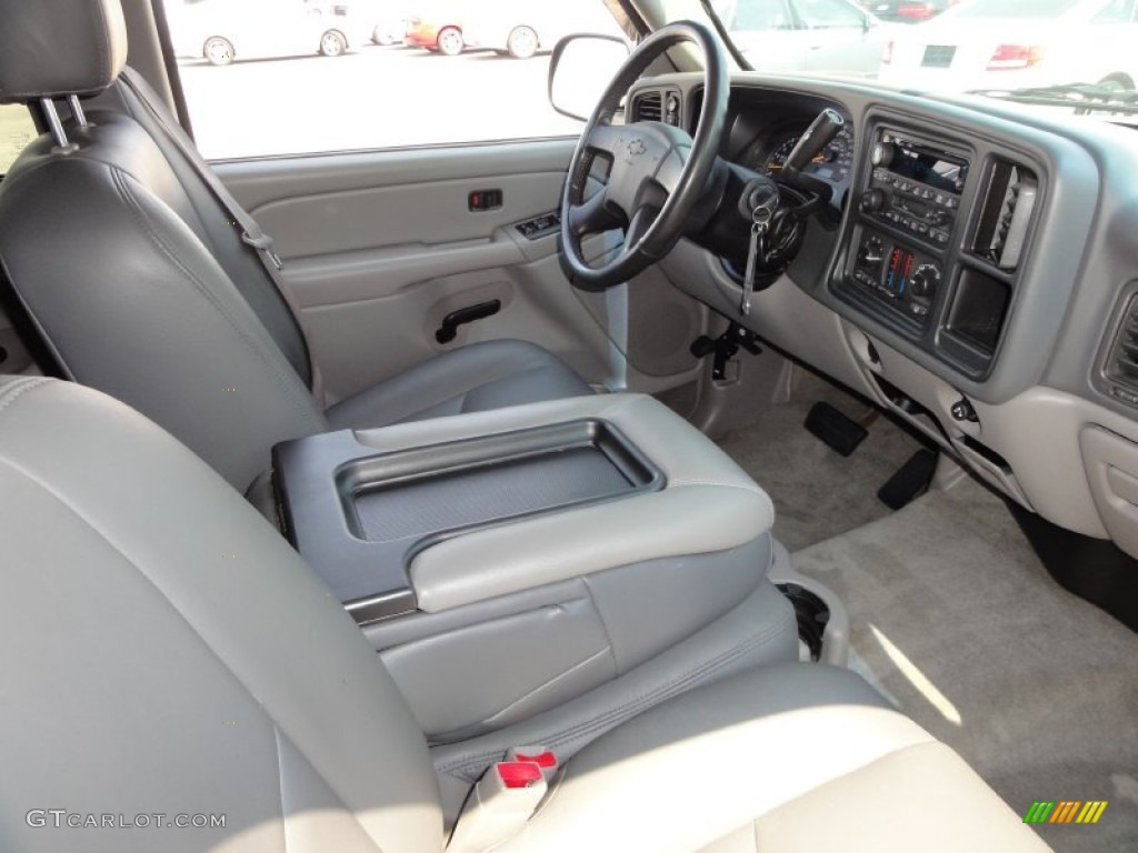 2004 Tahoe LS 4x4 - Black / Gray/Dark Charcoal photo #19