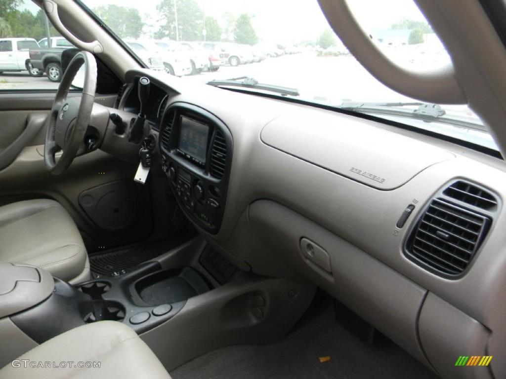 2007 Sequoia SR5 - Timberland Mica / Taupe photo #23