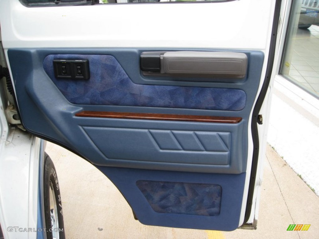 1996 Dodge Ram Van 2500 Passenger Conversion Door Panel Photos