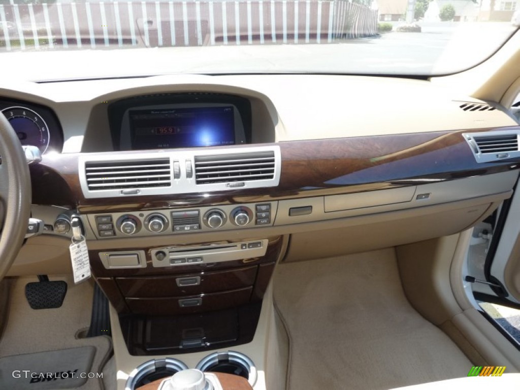 2006 7 Series 750i Sedan - Alpine White / Dark Beige/Beige III photo #8
