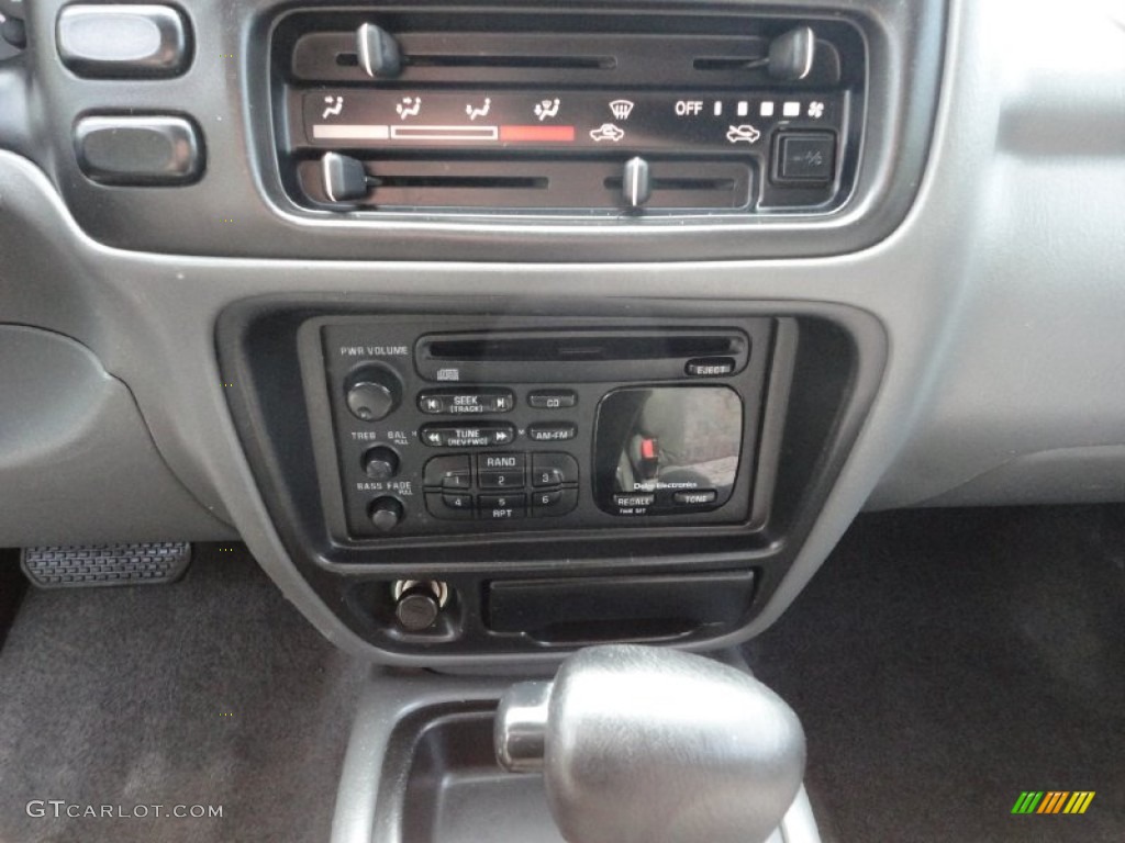 1999 Chevrolet Tracker Soft Top 4x4 Controls Photos