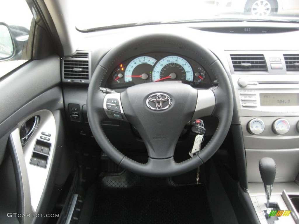 2011 Camry SE - Magnetic Gray Metallic / Dark Charcoal photo #9