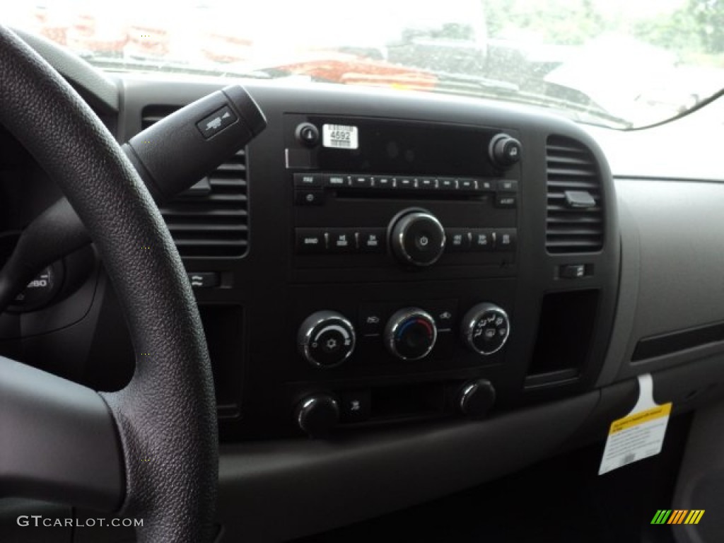 2011 Silverado 1500 Regular Cab - Sheer Silver Metallic / Dark Titanium photo #8