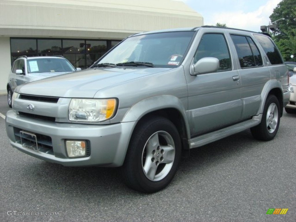 2001 QX4 4x4 - Titanium Metallic / Graphite photo #7