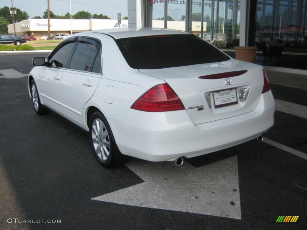2007 Accord SE V6 Sedan - Taffeta White / Ivory photo #3