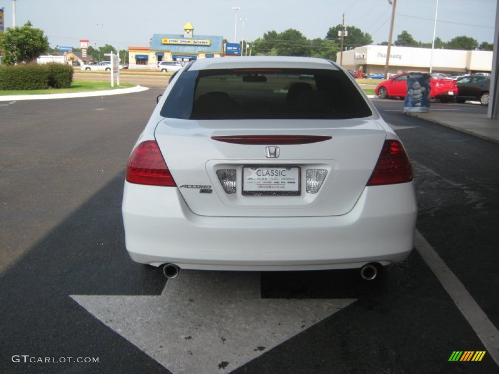 2007 Accord SE V6 Sedan - Taffeta White / Ivory photo #4
