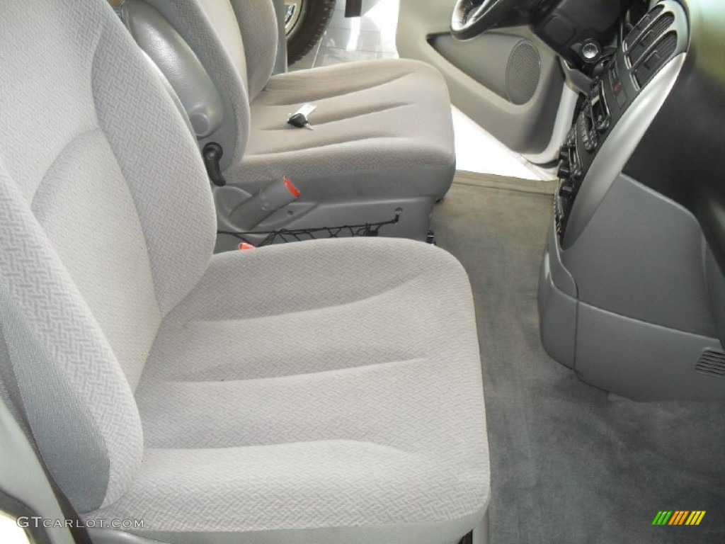 2007 Town & Country Touring - Cool Vanilla White / Medium Slate Gray photo #18