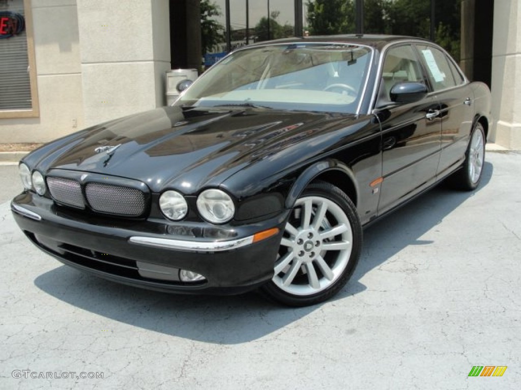 Ebony Black 2004 Jaguar XJ XJR Exterior Photo #51464556