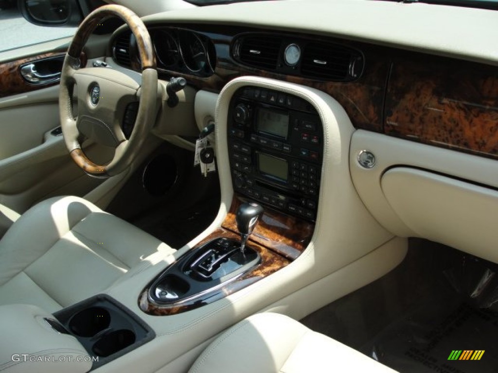 2004 Jaguar XJ XJR Sand Dashboard Photo #51464679