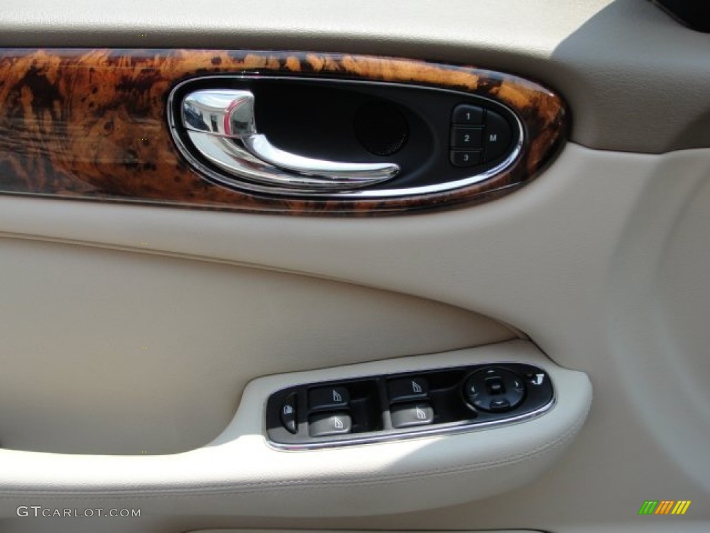 2004 Jaguar XJ XJR Controls Photo #51464751