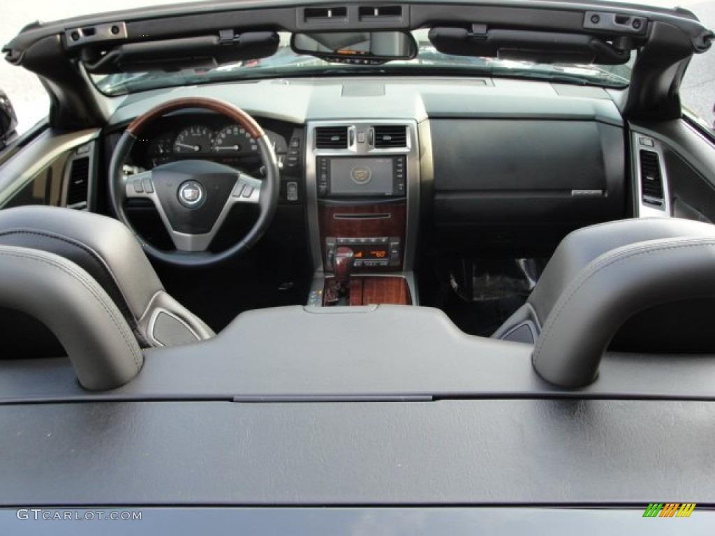 2007 Cadillac XLR Roadster Ebony Dashboard Photo #51465543