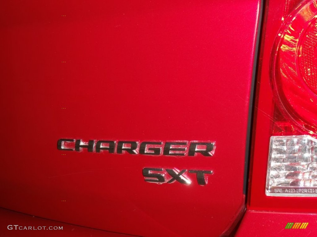 2010 Charger SXT - Inferno Red Crystal Pearl / Dark Slate Gray photo #8