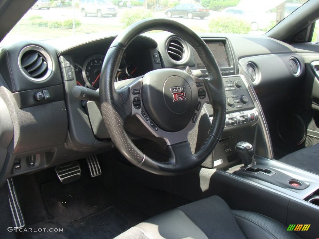 2010 Nissan GT-R Premium Black Dashboard Photo #51465936