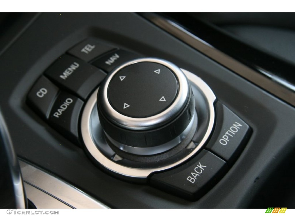 2012 BMW X6 M Standard X6 M Model Controls Photo #51473304