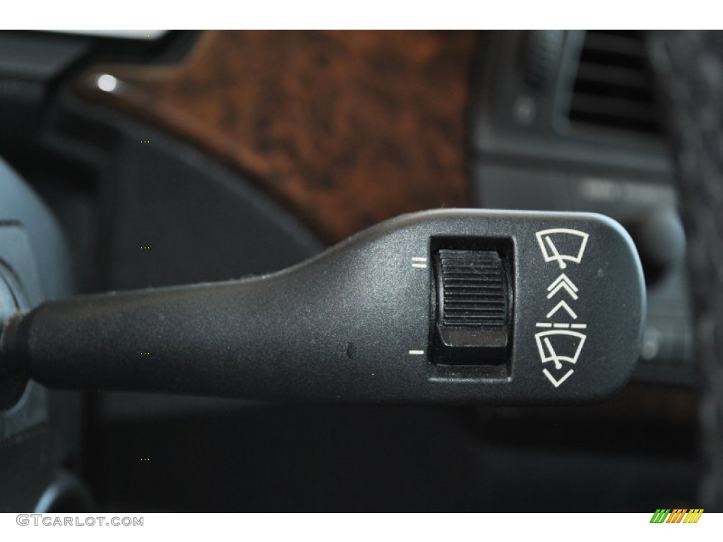 2007 BMW Z4 3.0si Coupe Controls Photo #51475104