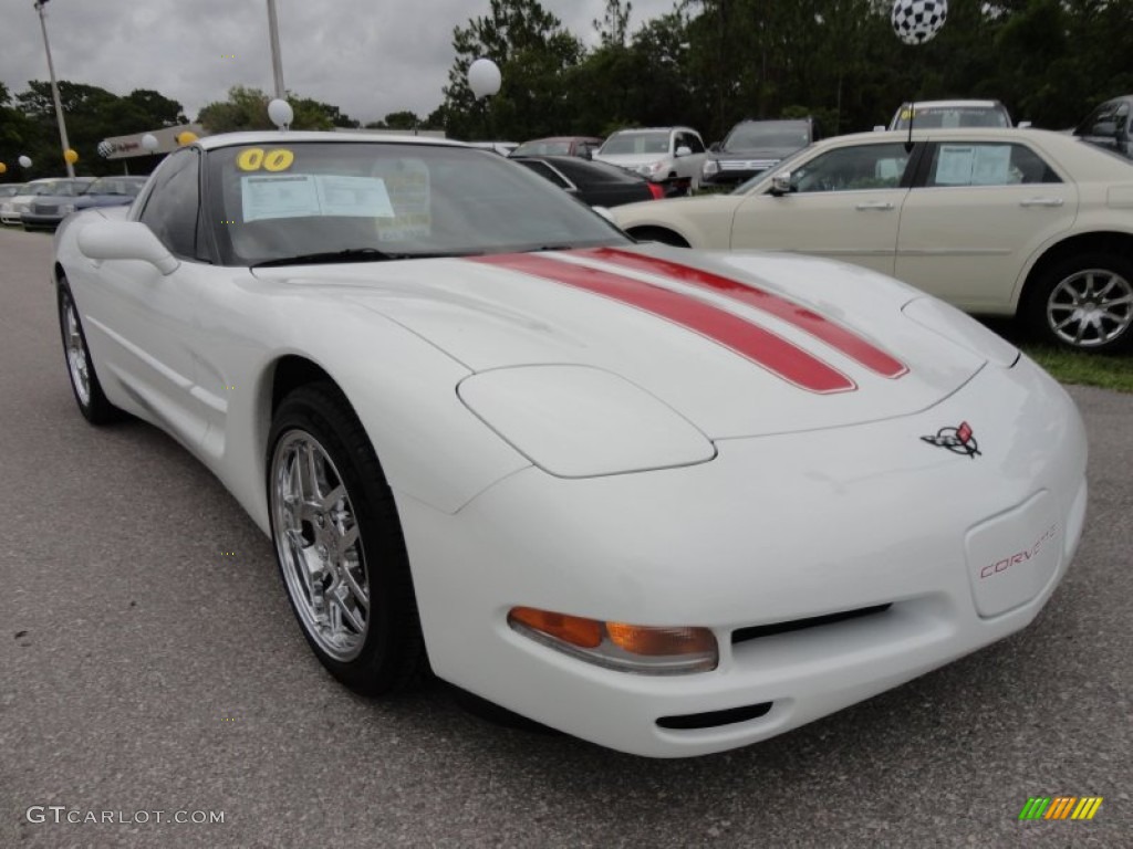 2000 Corvette Coupe - Arctic White / Torch Red photo #10