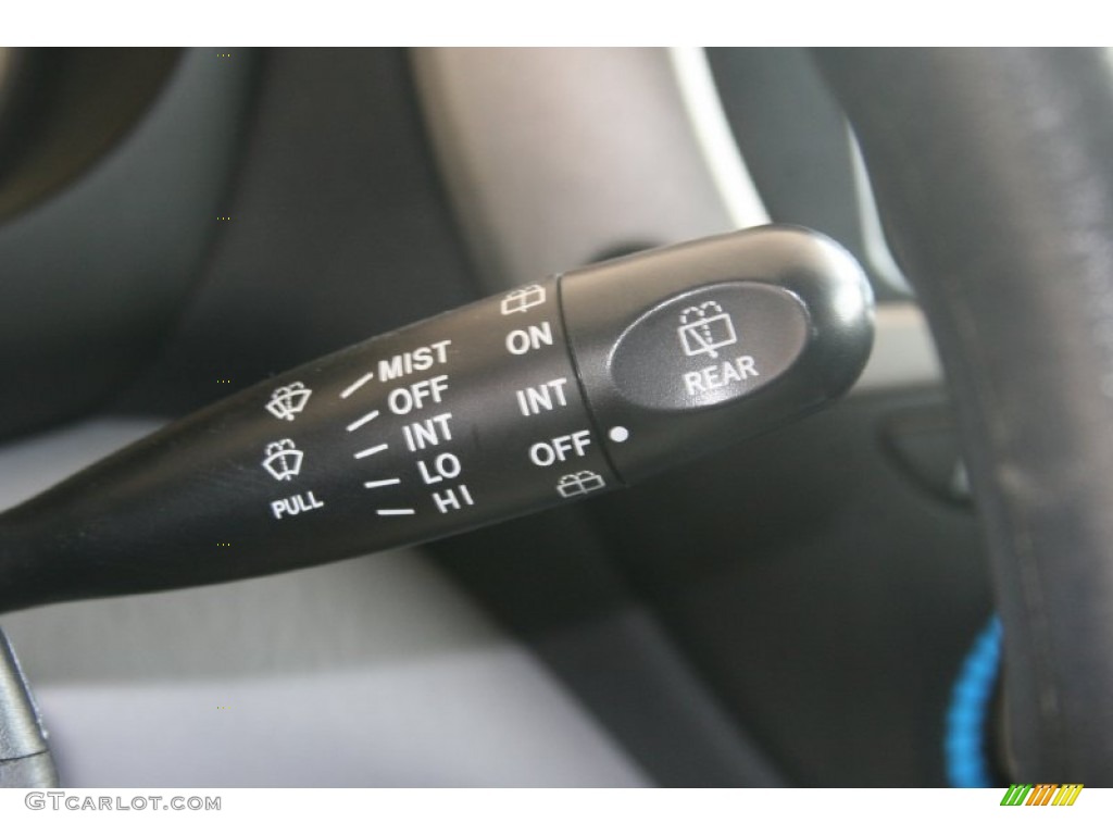 2001 Toyota RAV4 Standard RAV4 Model Controls Photo #51476496