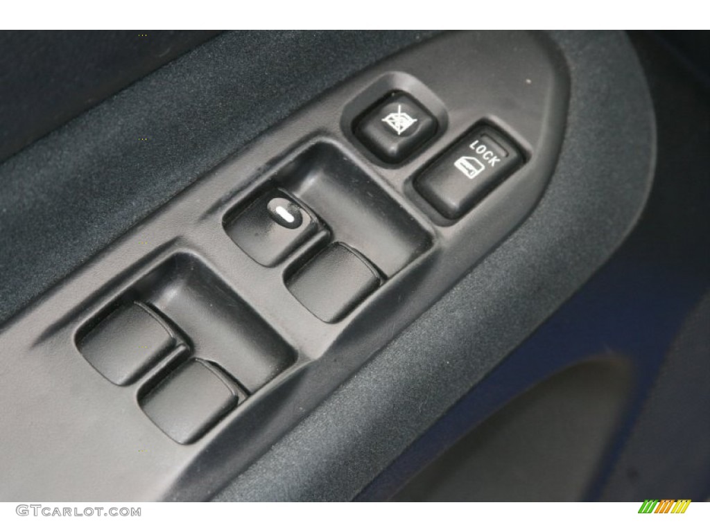 2003 Mitsubishi Lancer Evolution VIII Controls Photo #51476727