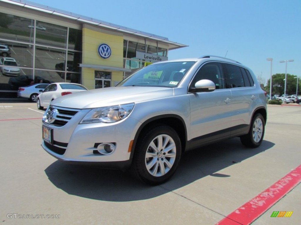 Alpine Grey Metallic Volkswagen Tiguan