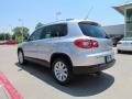 2009 Alpine Grey Metallic Volkswagen Tiguan SEL  photo #3