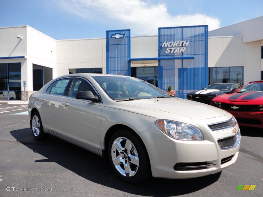 Gold Mist Metallic Chevrolet Malibu