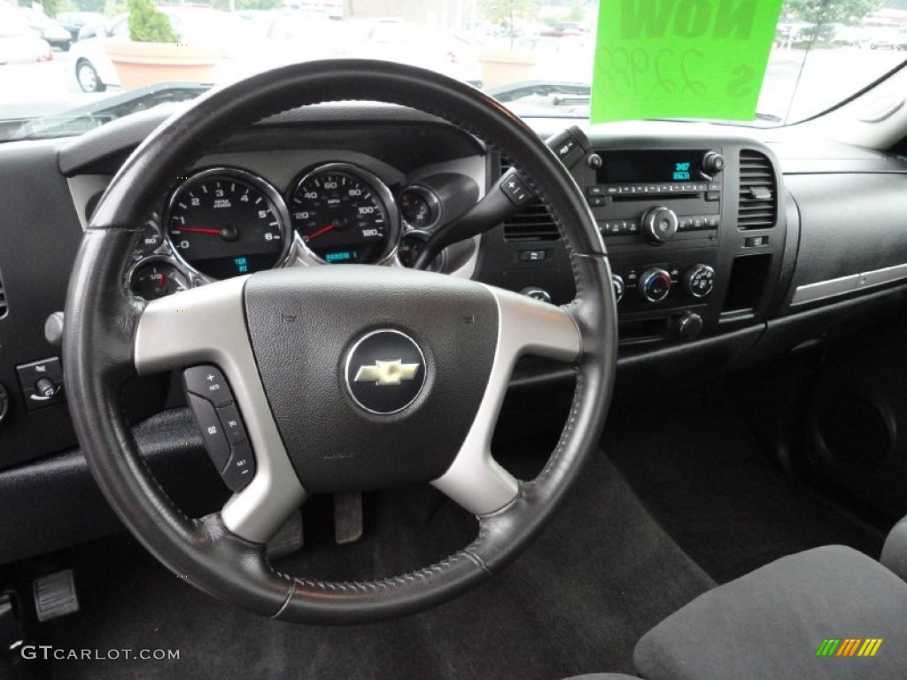 2007 Chevrolet Silverado 2500HD LT Regular Cab 4x4 Ebony Steering Wheel Photo #51487873
