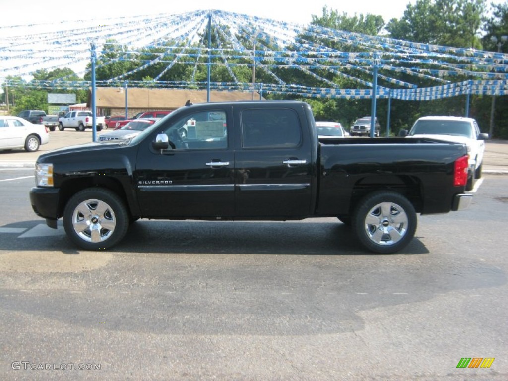 2011 Silverado 1500 LT Crew Cab - Black / Ebony photo #2