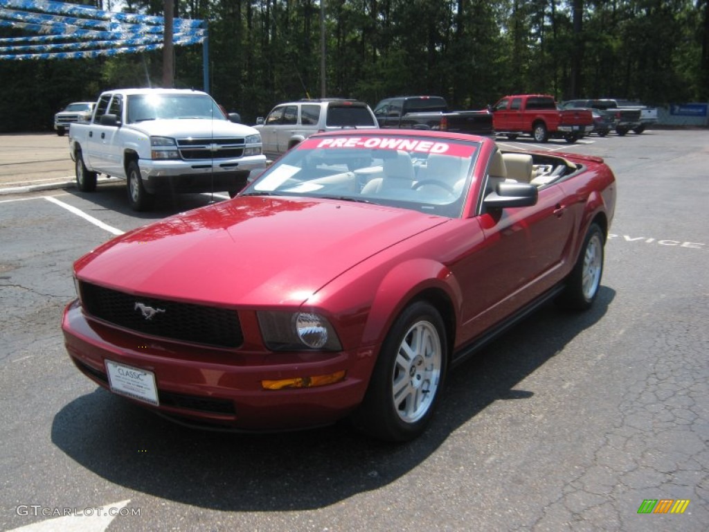 2008 Mustang V6 Deluxe Convertible - Dark Candy Apple Red / Medium Parchment photo #1