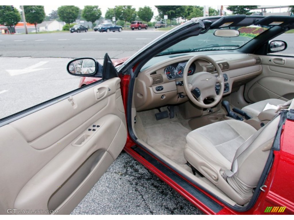 2003 Sebring LX Convertible - Inferno Red Tinted Pearl / Sandstone photo #11