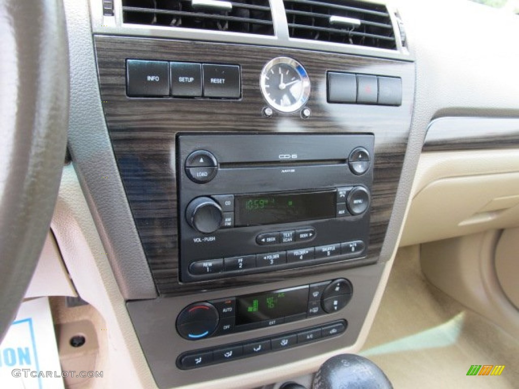 2006 Ford Fusion SEL Controls Photo #51492262