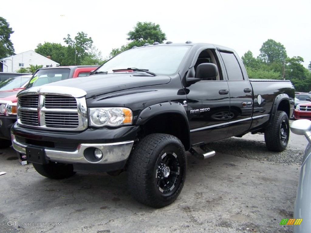 2004 Ram 2500 SLT Quad Cab 4x4 - Black / Dark Slate Gray photo #1