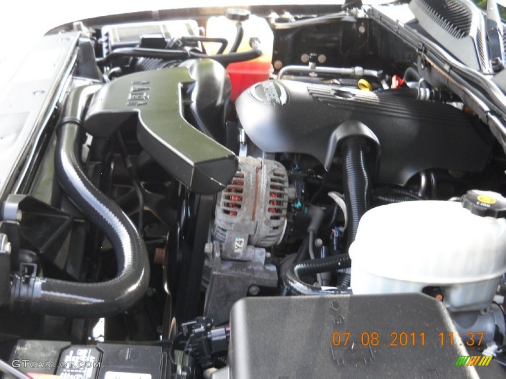 2005 Chevrolet Tahoe Z71 4x4 5.3 Liter OHV 16-Valve Vortec V8 Engine Photo #51492700