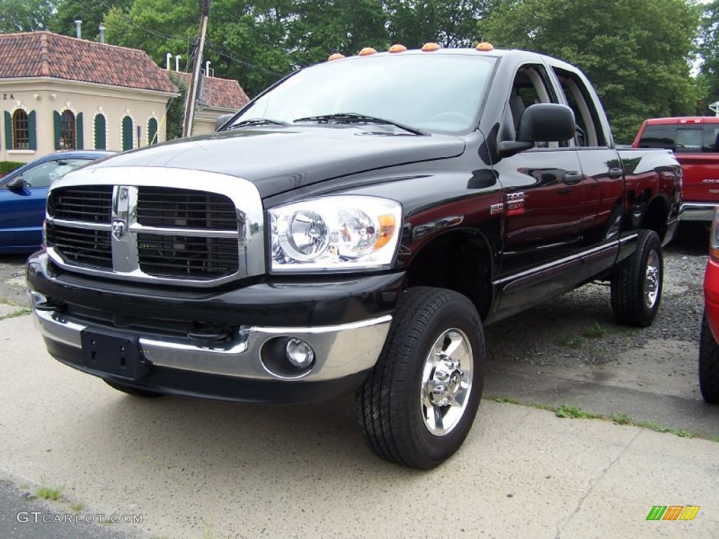 Brilliant Black Dodge Ram 2500