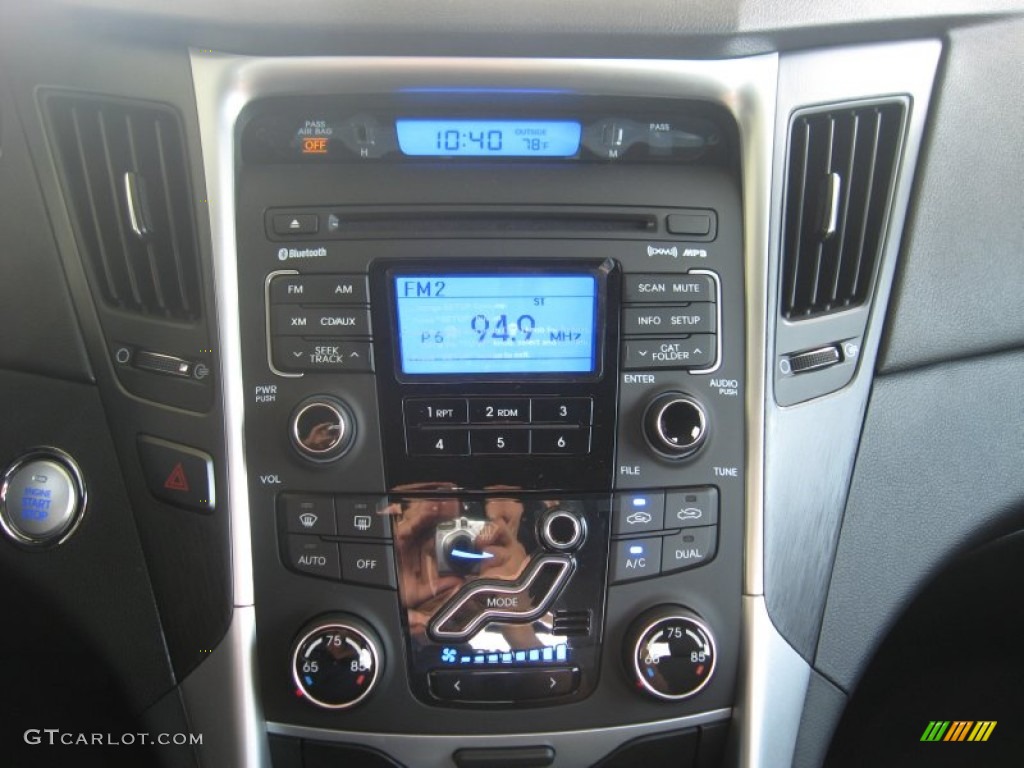 2011 Sonata SE 2.0T - Midnight Black / Black photo #24