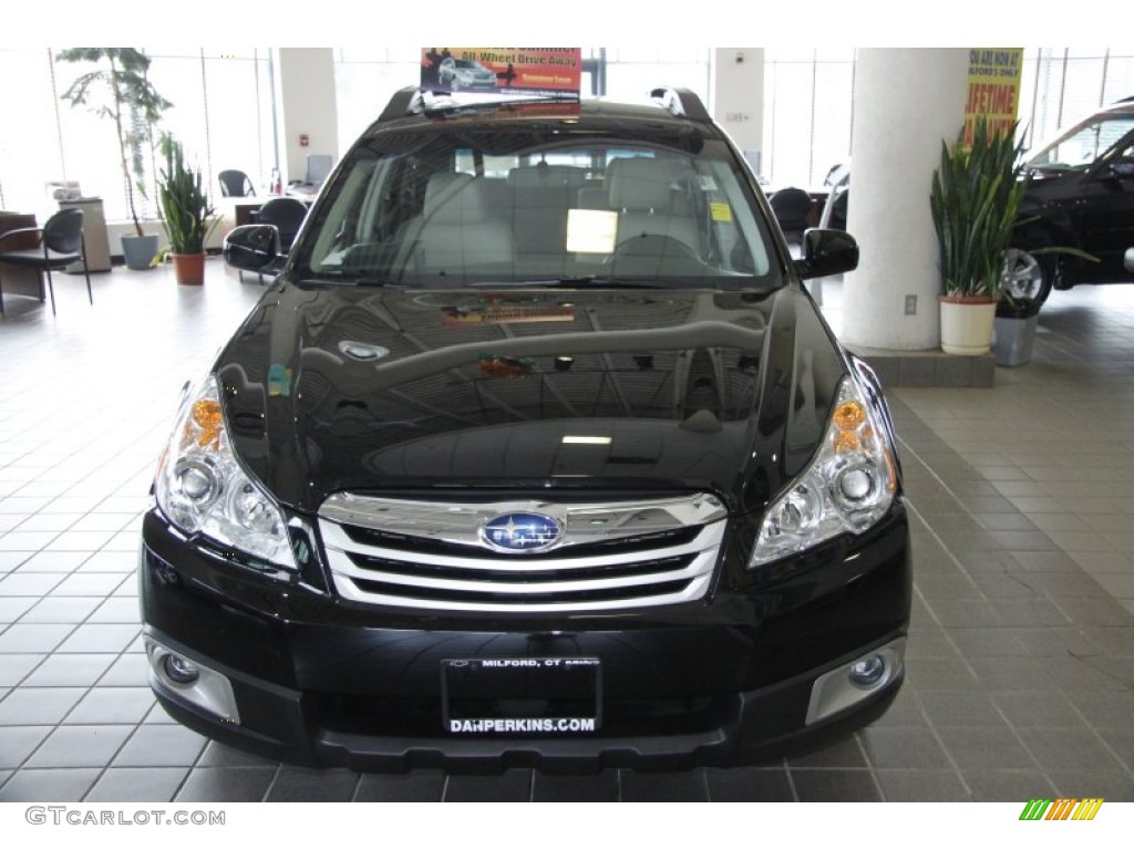 2011 Outback 2.5i Premium Wagon - Crystal Black Silica / Warm Ivory photo #2