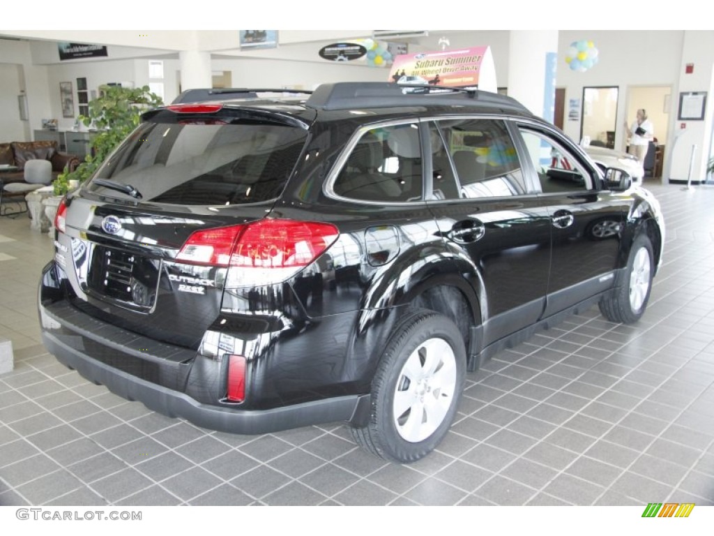 2011 Outback 2.5i Premium Wagon - Crystal Black Silica / Warm Ivory photo #6