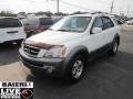 2005 Clear White Kia Sorento EX 4WD  photo #3