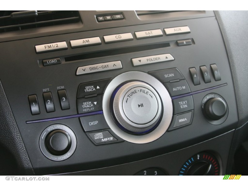 2011 Mazda MAZDA3 i Sport 4 Door Controls Photo #51500404