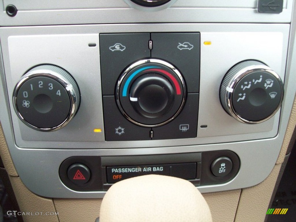 2012 Chevrolet Malibu LT Controls Photo #51500890