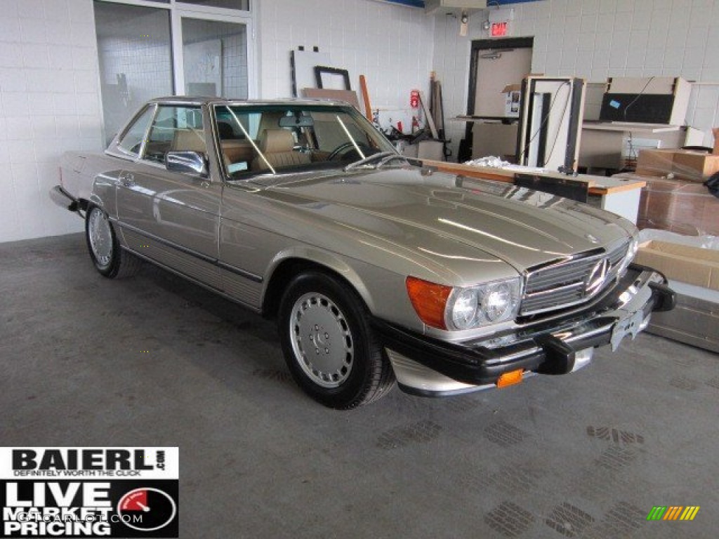 1987 SL Class 560 SL Roadster - Light Beige Metallic / Parchment photo #1
