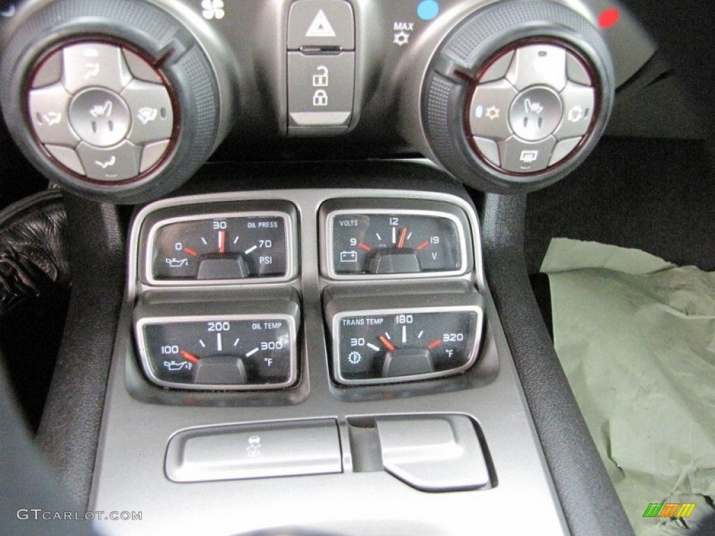 2010 Chevrolet Camaro SS Coupe Controls Photo #51501676