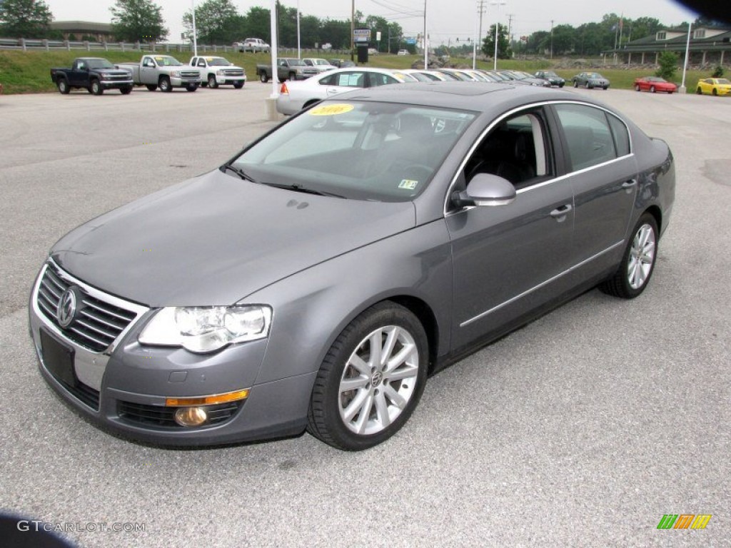 Wheat Beige 2006 Volkswagen Passat 3.6 Sedan Exterior Photo #51503566