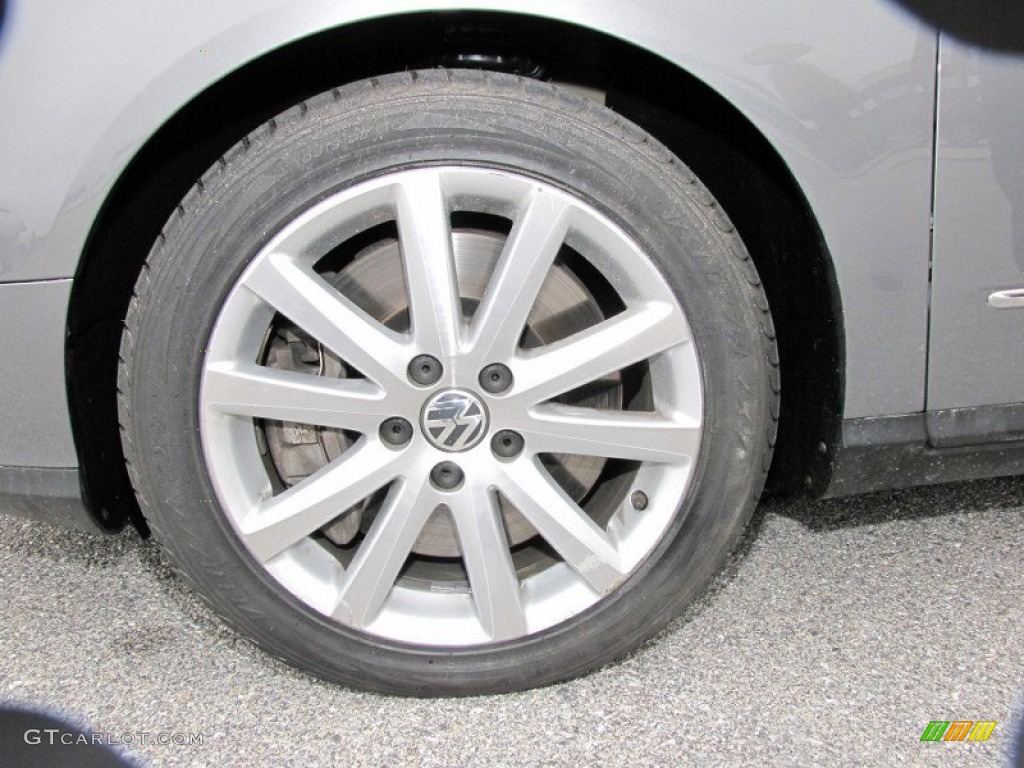 2006 Volkswagen Passat 3.6 Sedan Wheel Photos