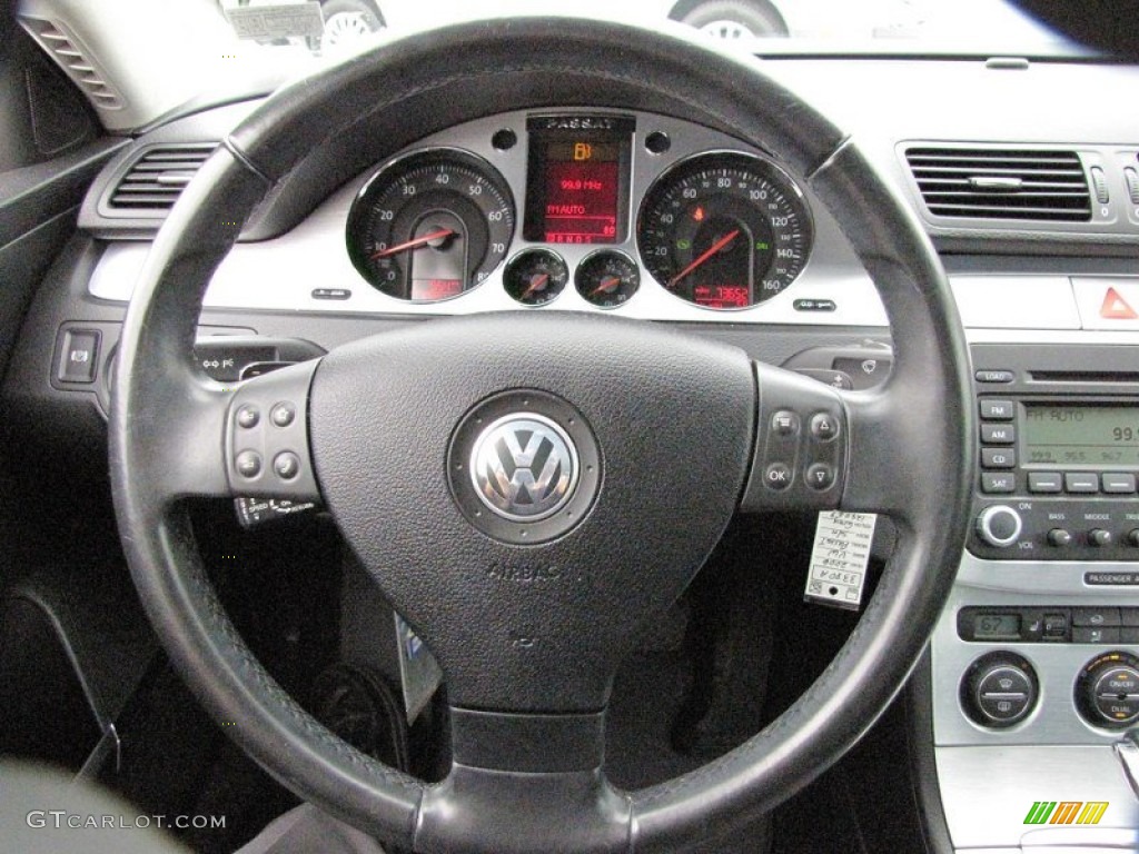 2006 Volkswagen Passat 3.6 Sedan Black Steering Wheel Photo #51503746