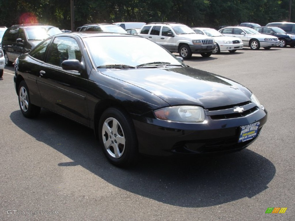 2005 Cavalier LS Coupe - Black / Graphite Gray photo #3