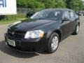 Brilliant Black Crystal Pearl - Avenger SXT Photo No. 1